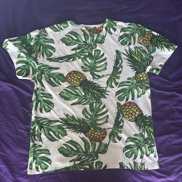 Pineapple Tee-shirt - Picture 2 of 2
